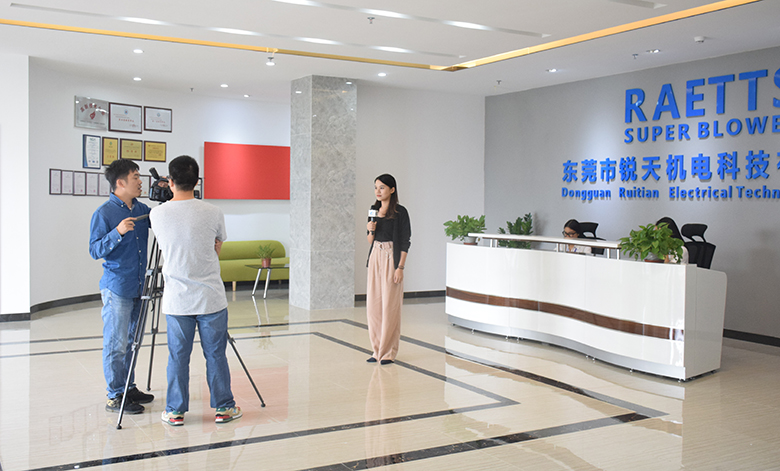 東莞市寮步電視臺蒞臨銳天科技了解考察 東莞市寮步電視臺蒞臨銳天科技了解考察